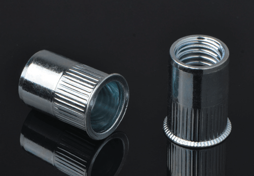 Acier réduire la tête de la tête
