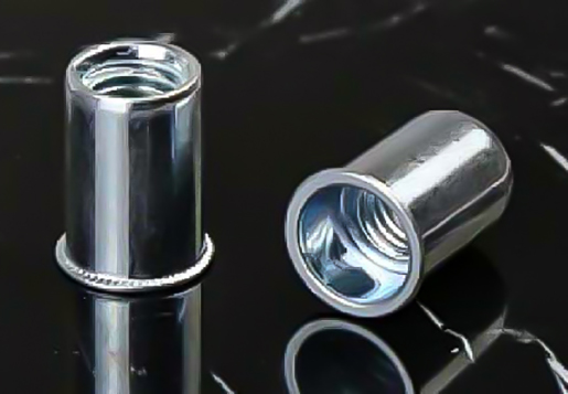 Norme en acier uk réduit la tête ronde du corps à rivet ordinaire de type ouvert